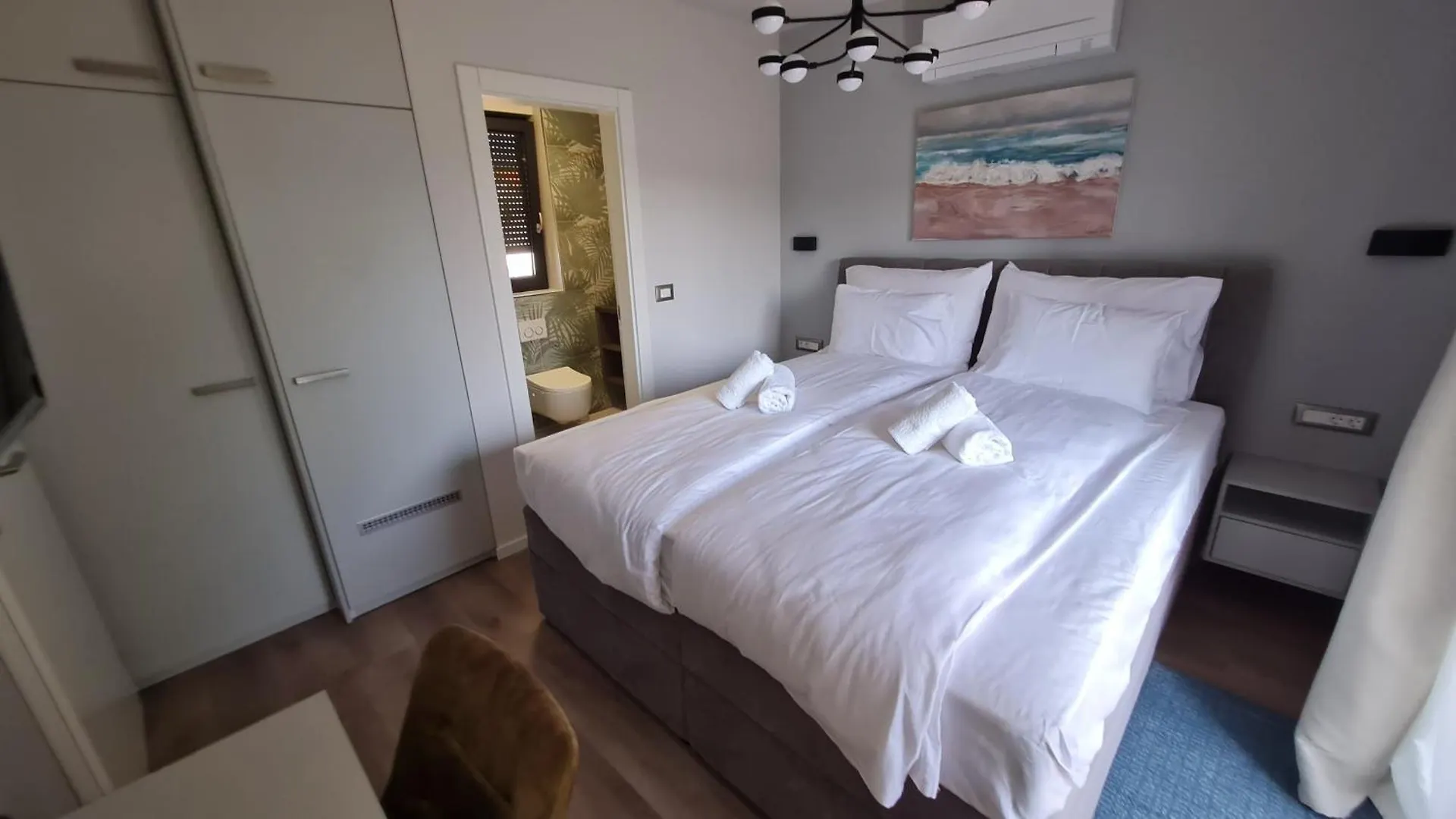 Val22,Villa 200 M From Beach With Pool And Fitness 冯塔纳 别墅